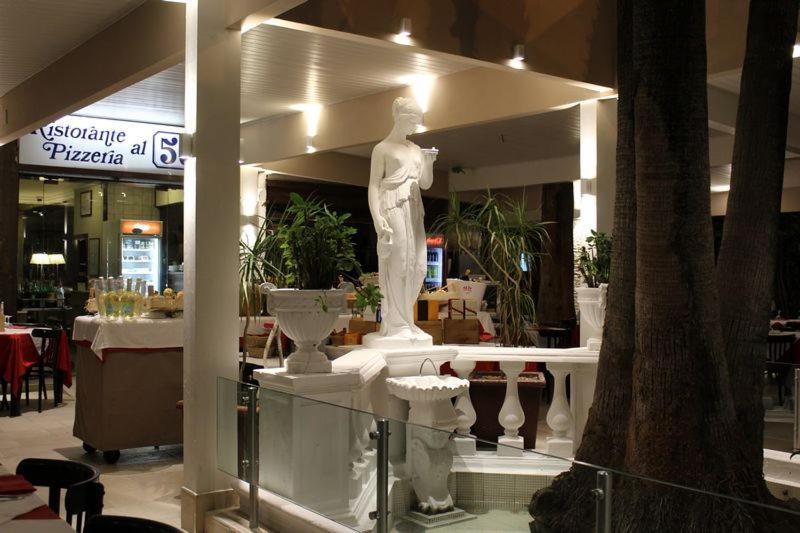Le Rose Di Nonna Maria, Appartamento Di Lusso In Centro Citta Palermo Buitenkant foto